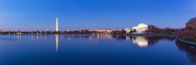 Jeffeerson Memorial and Washington Monument